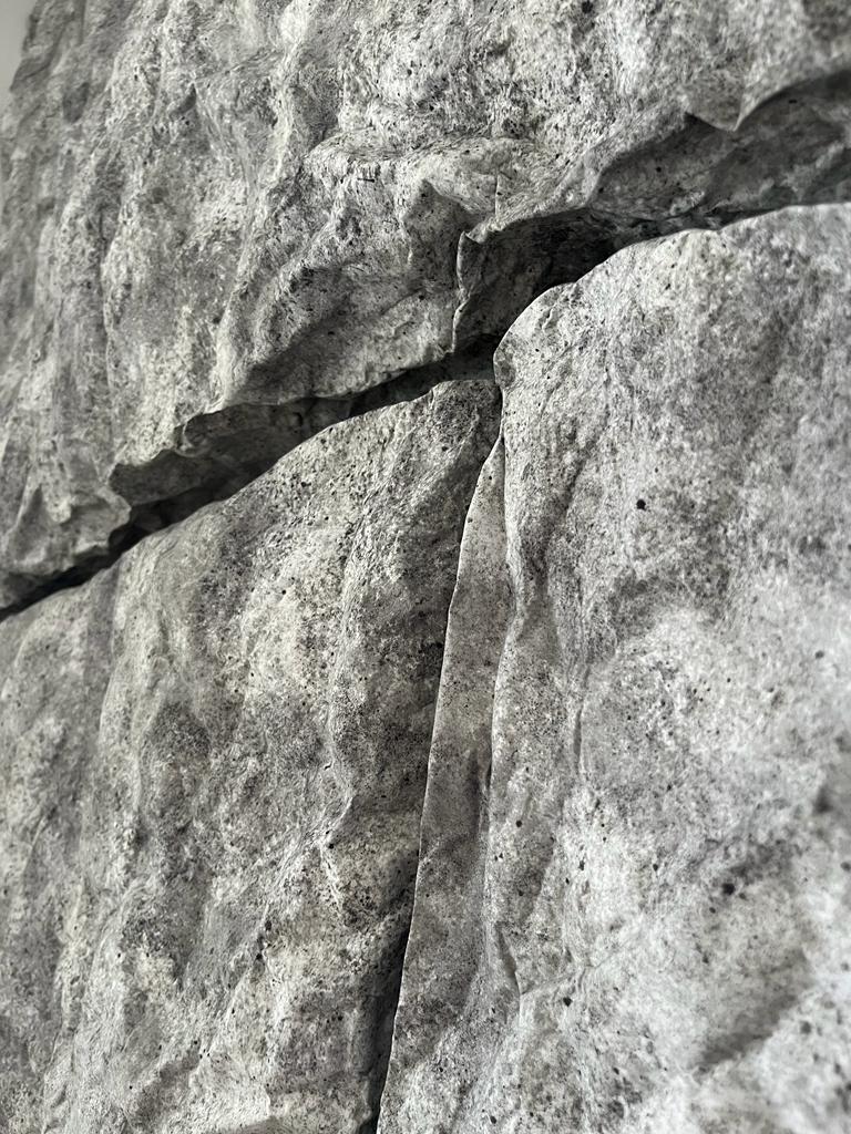 alpine_grey_03